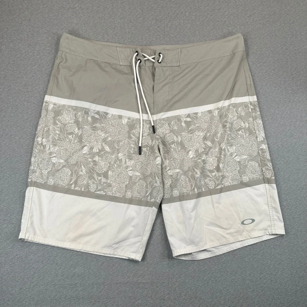 Oakley Board Shorts Mens 40 Tan White Floral Performance Fit Swim Trunks